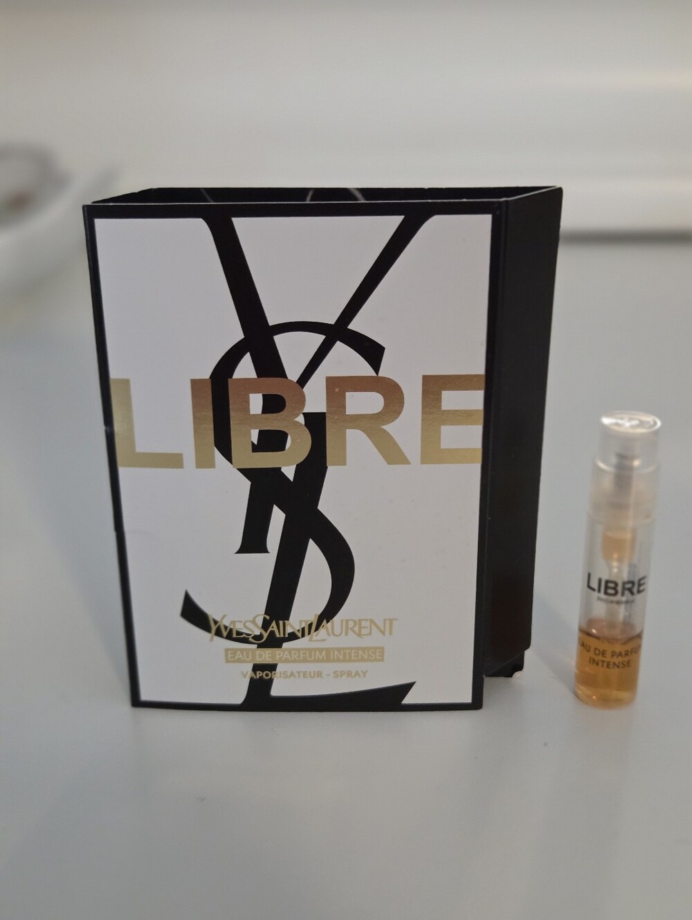 Libre Eau De Parfum Intense Sample Used